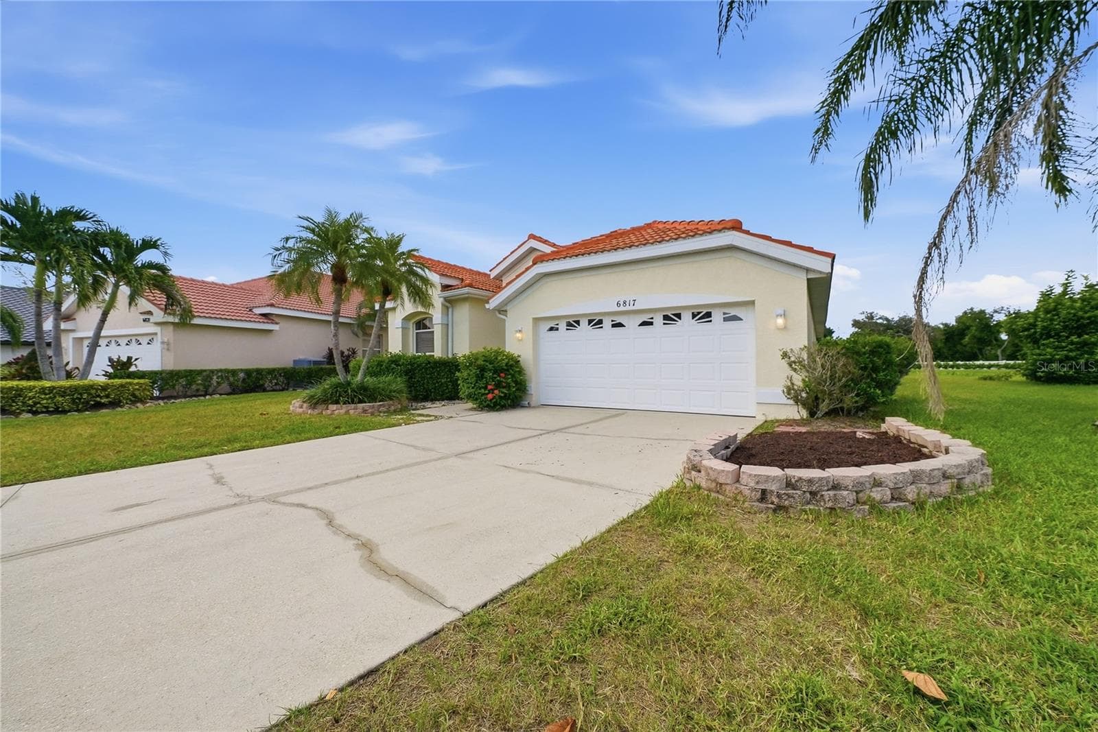 Single Family Residence at 6817 SUPERIOR STREET CIR, SARASOTA, photo 3 of 67