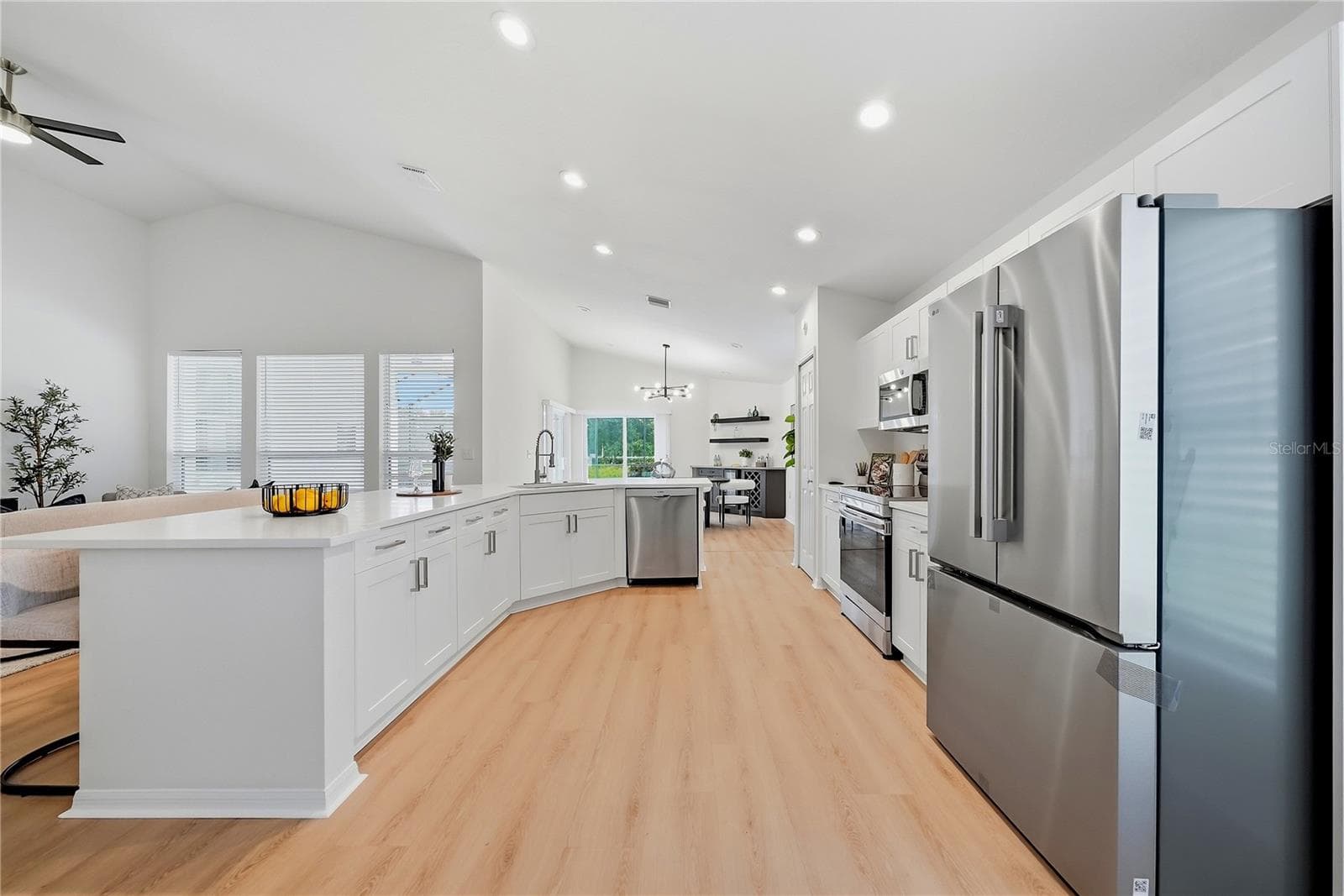 Single Family Residence at 6817 SUPERIOR STREET CIR, SARASOTA, photo 17 of 67