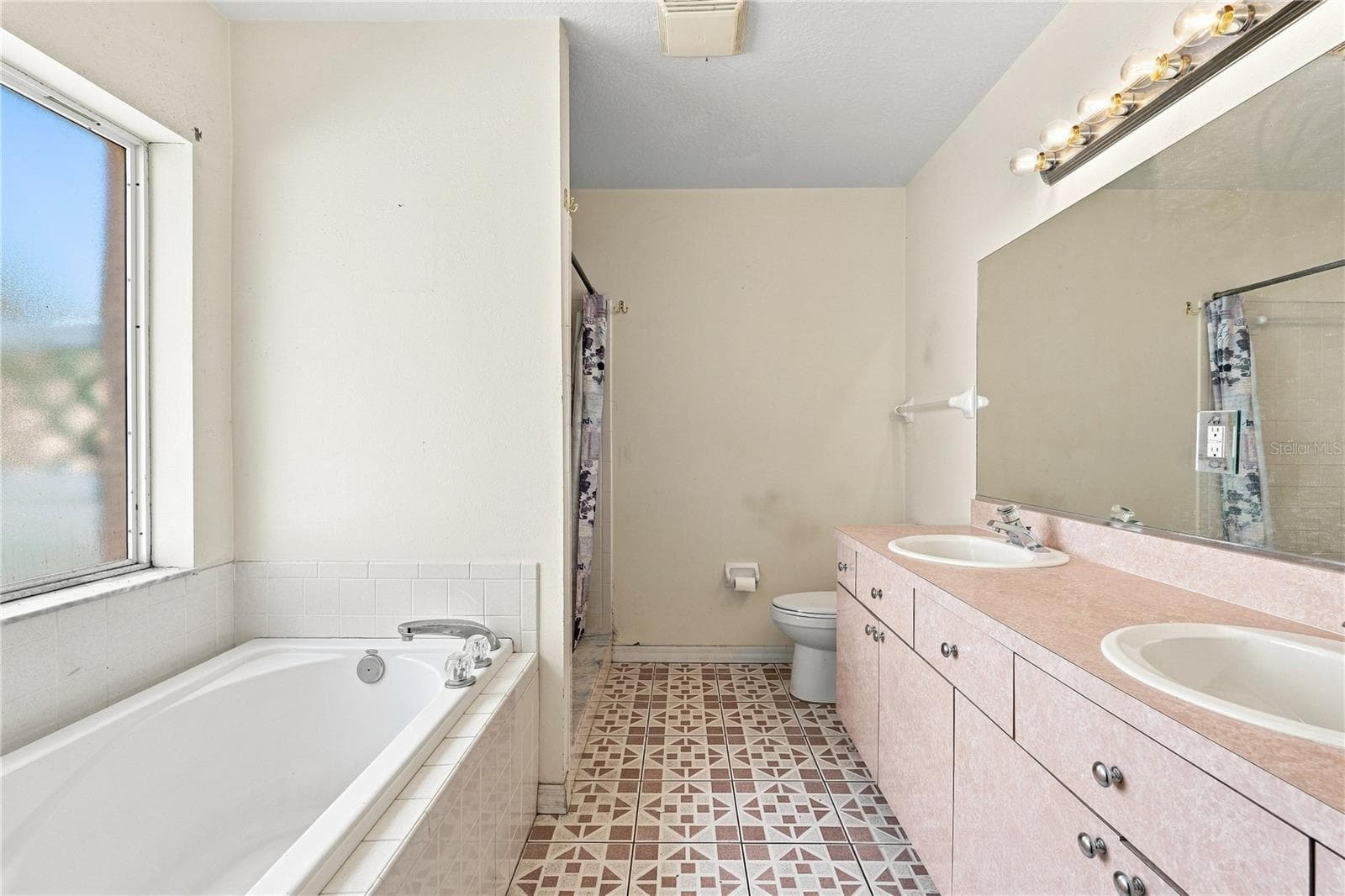 Single Family Residence at 1220 ALEXANDER WAY, LARGO, photo 18 of 45