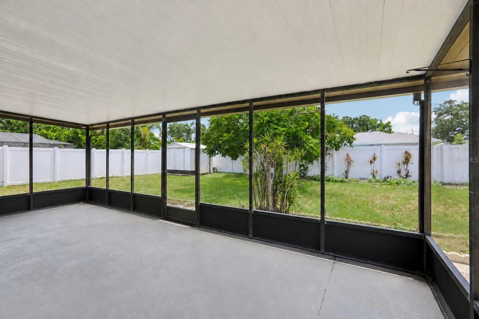 Enclosed Porch - 13178 88TH AVE N, SEMINOLE