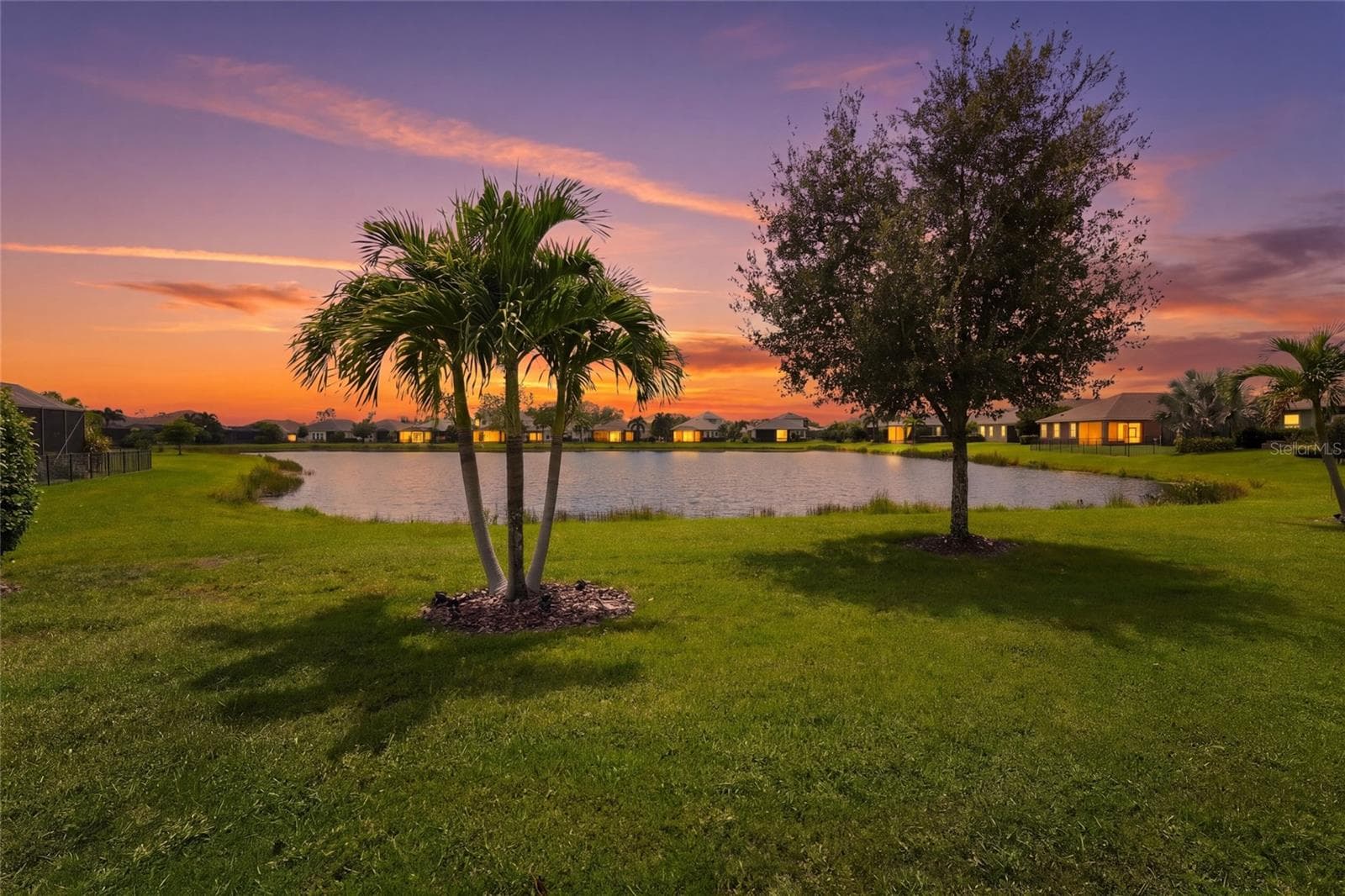 Backyard lake and sunset views - 5353 BENTGRASS WAY, LAKEWOOD RANCH