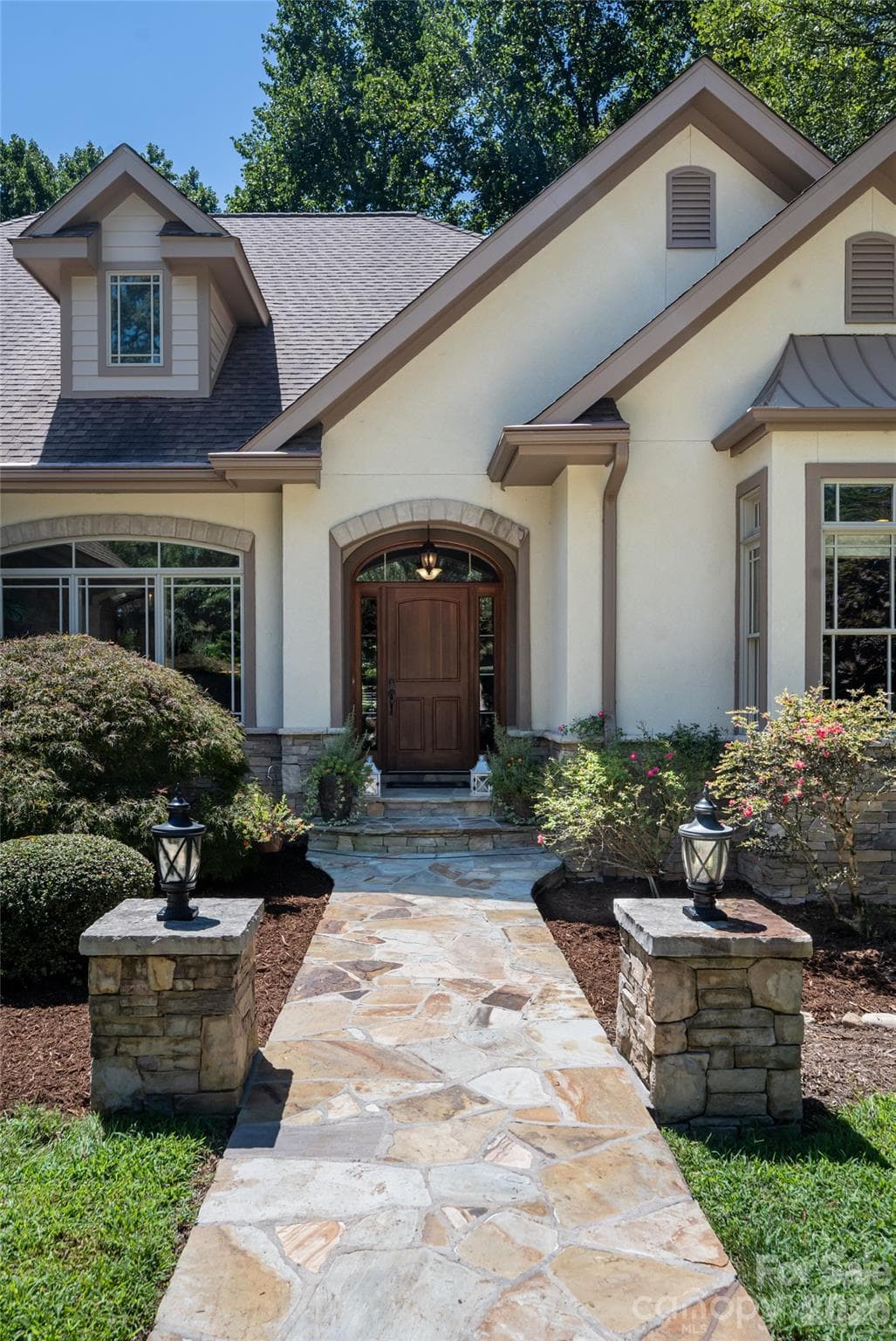 Front entry path - 170 Cape Martin Circle, Hendersonville