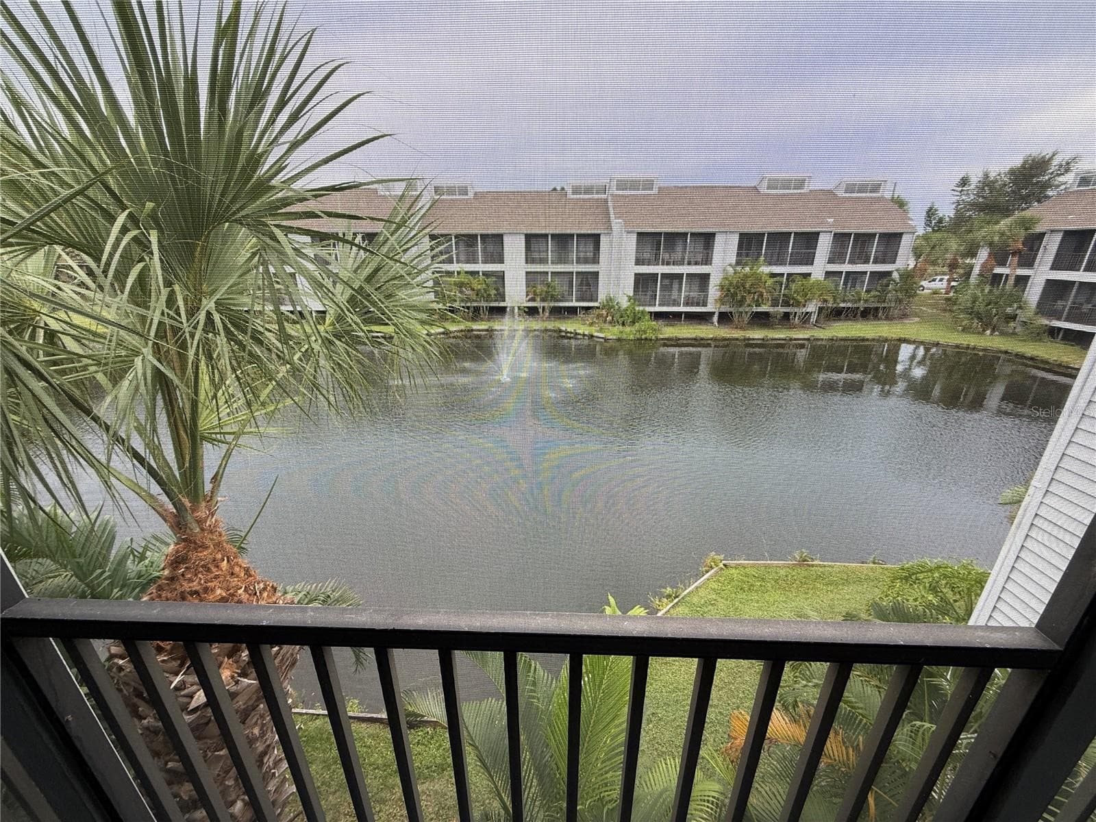 Lake Views with Fountain and Gazebo - 259 FENWICK DR #34, VENICE