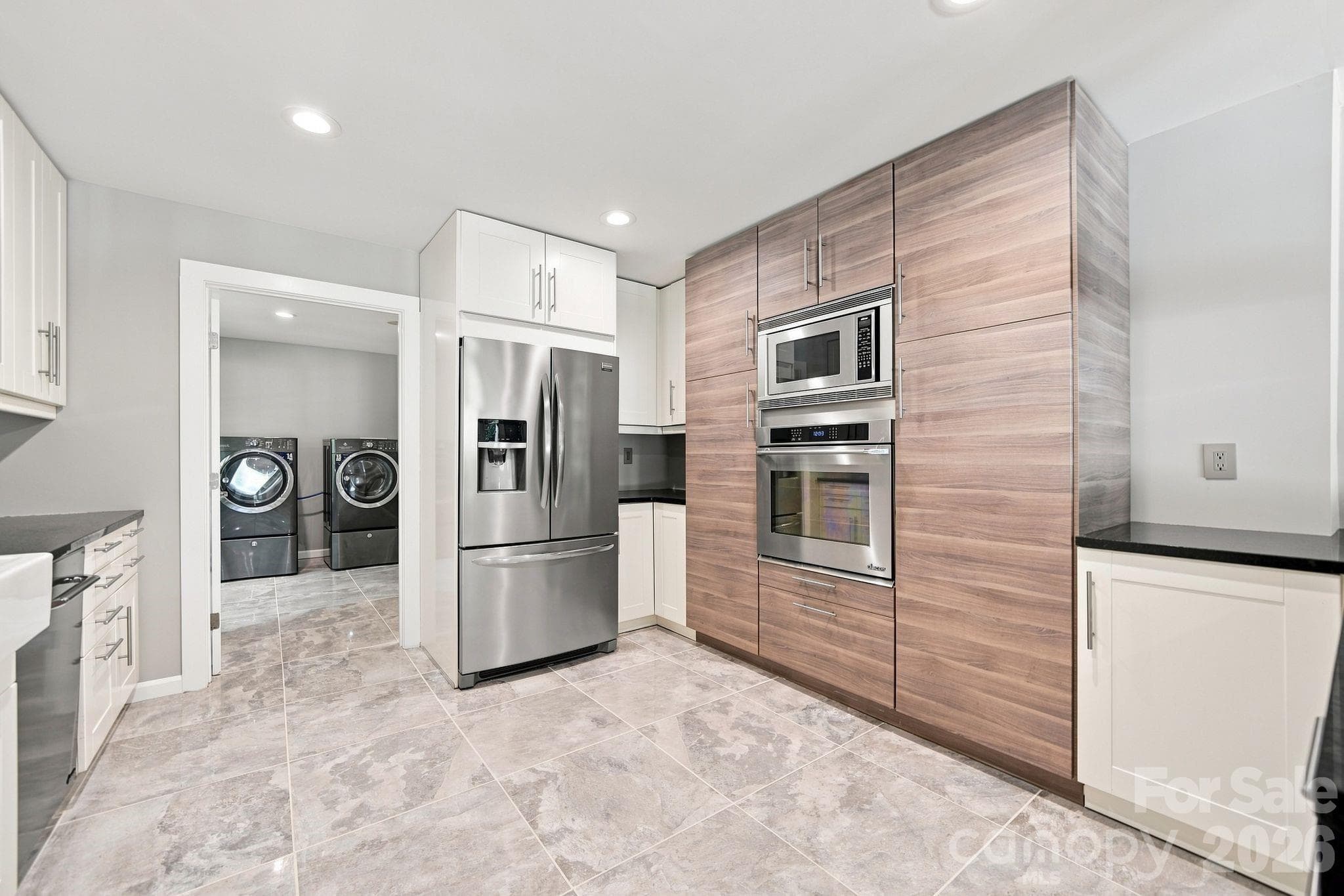 Single Family Residence at 5225 Mayhew Country Drive, Mint Hill, photo 13 of 46