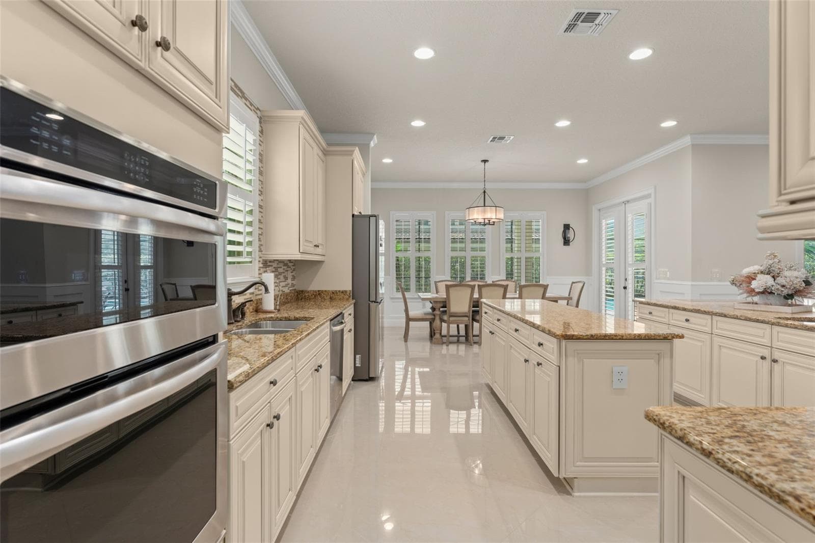 Single Family Residence at 8498 MOREHOUSE DR, ORLANDO, photo 10 of 88