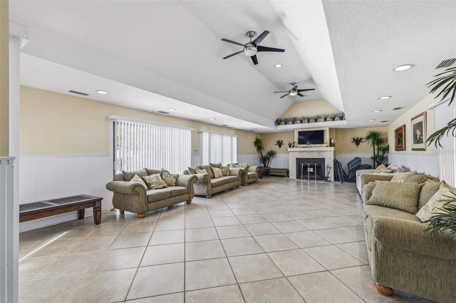 Condominium at 455 ALT 19 S #218, PALM HARBOR, photo 36 of 46
