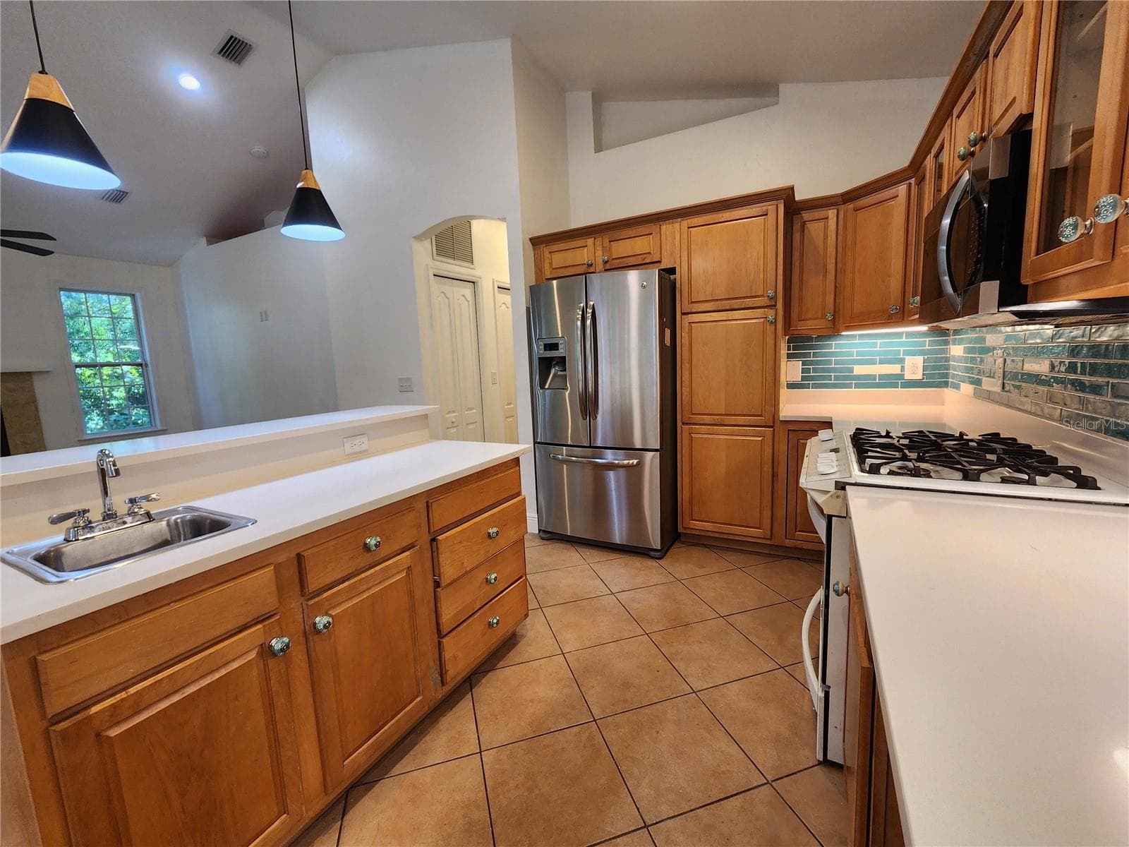 Kitchen - 8909 SE 2ND STREET RD, TRENTON