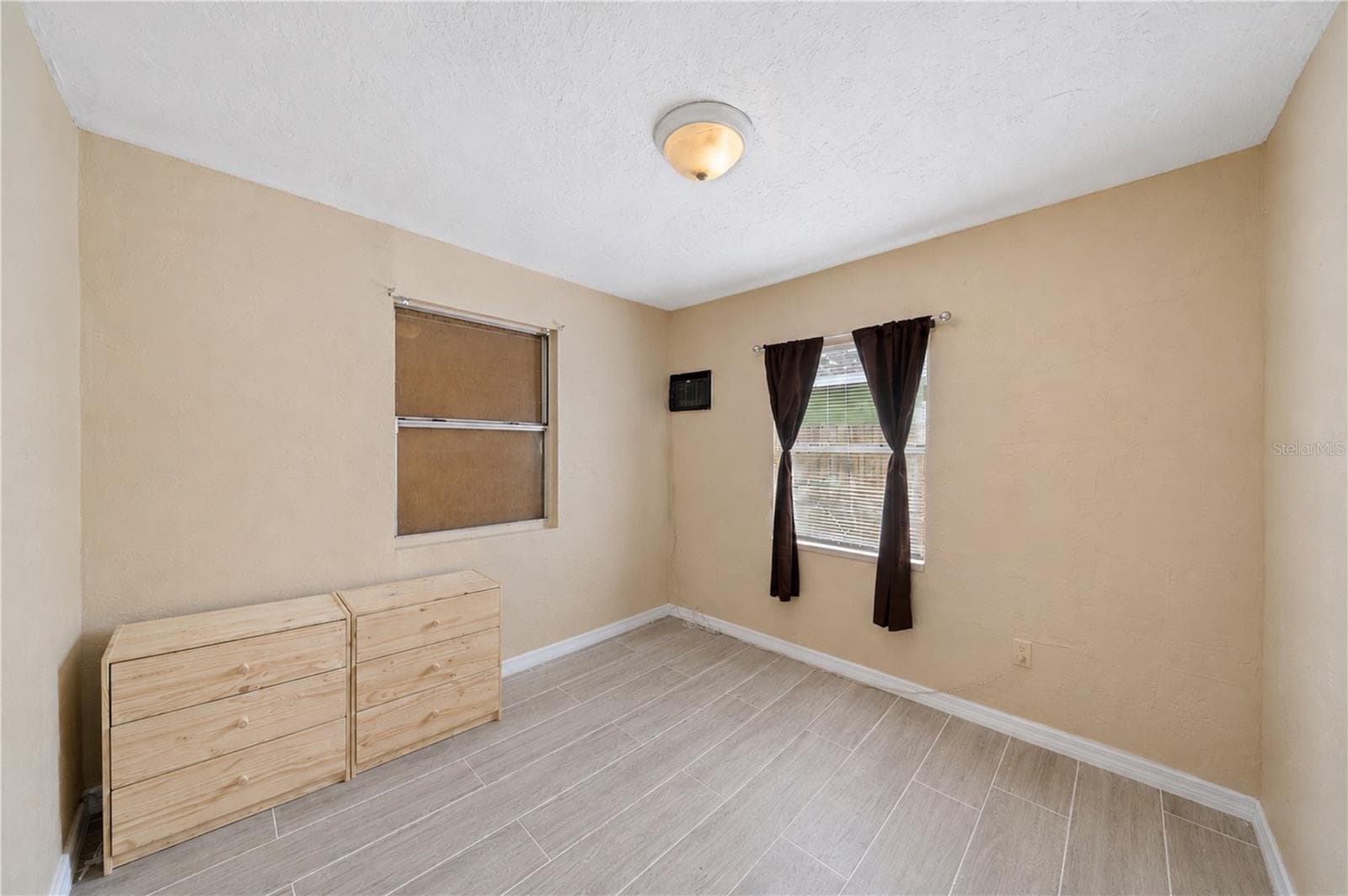Single Family Residence at 516 29TH ST E, PALMETTO, photo 8 of 26