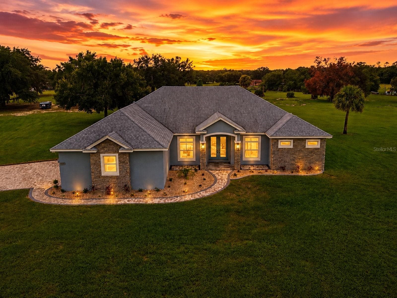 5489 NANTAHALA LN