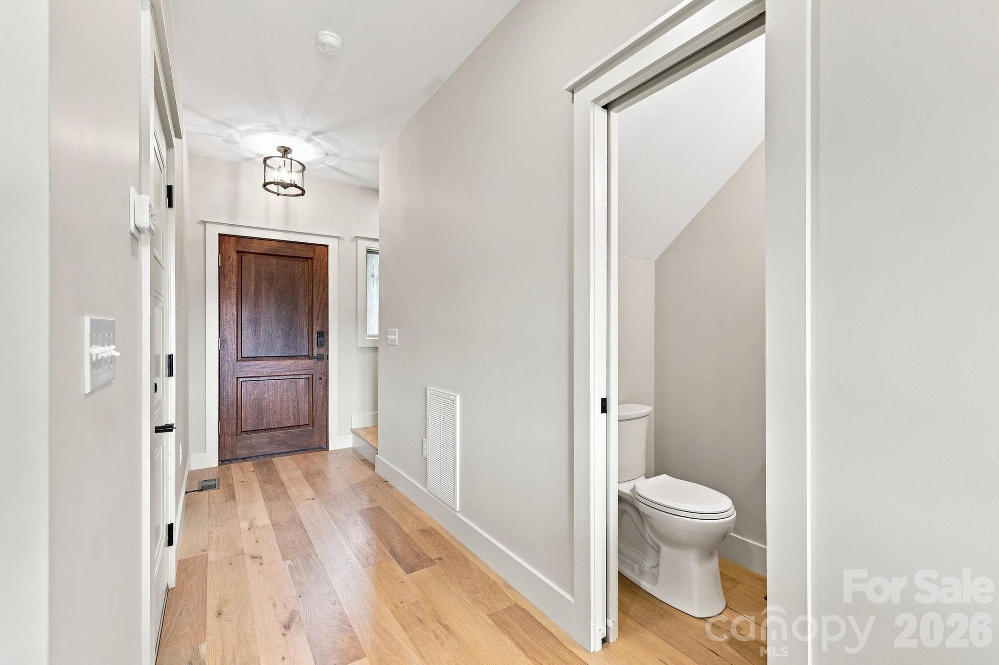 Single Family Residence at 128 Chepstow Place, Black Mountain, photo 10 of 33
