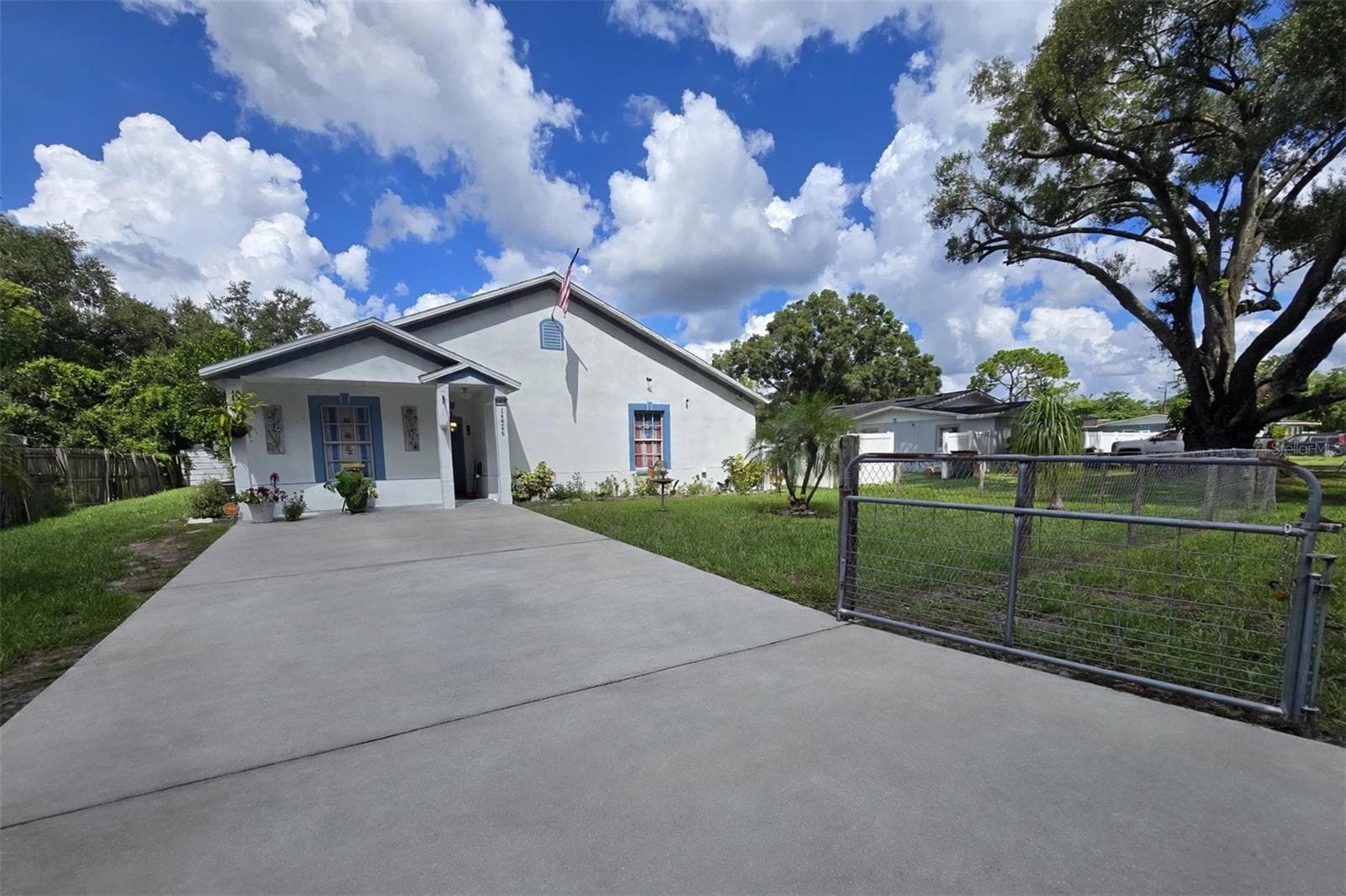 14926 LAURIE LN