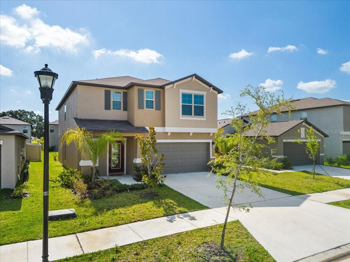 Single Family Residence at 5517 APPLETON SHORE DR, APOLLO BEACH, photo 2 of 53