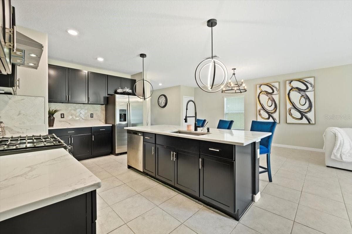 Single Family Residence at 5517 APPLETON SHORE DR, APOLLO BEACH, photo 12 of 53
