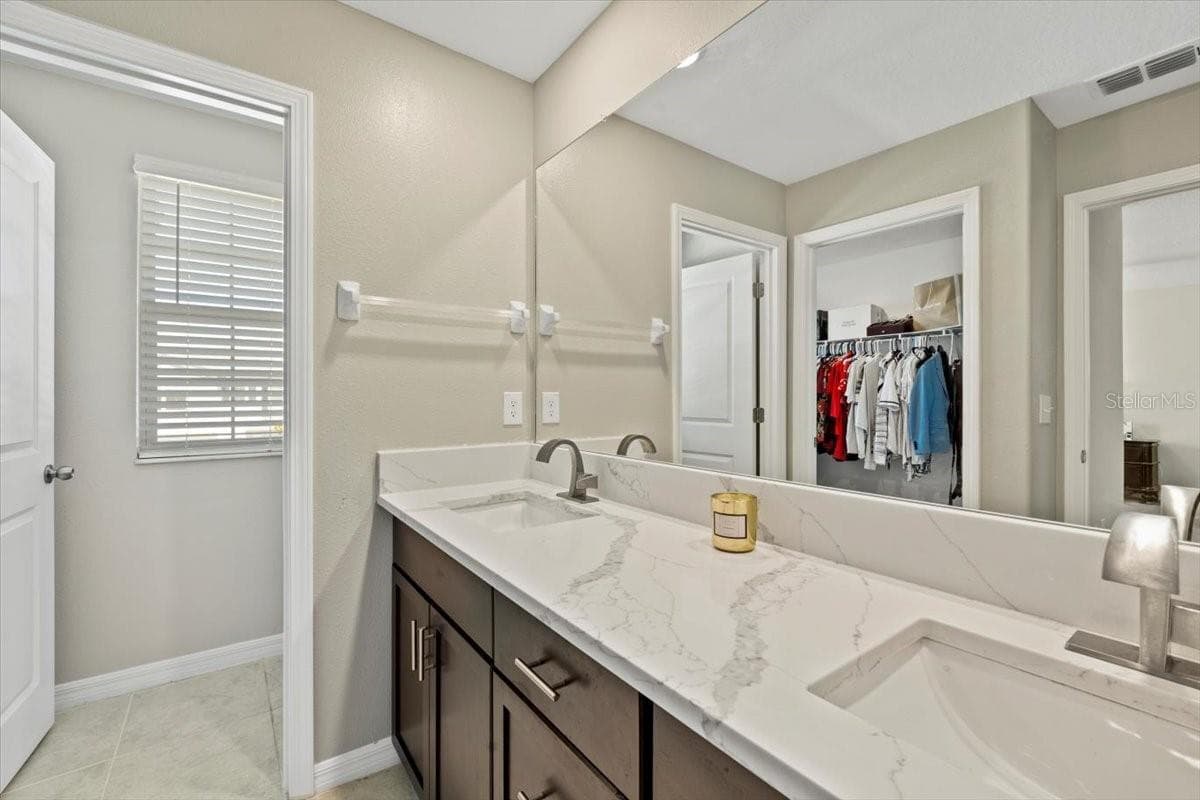 Single Family Residence at 5517 APPLETON SHORE DR, APOLLO BEACH, photo 33 of 53
