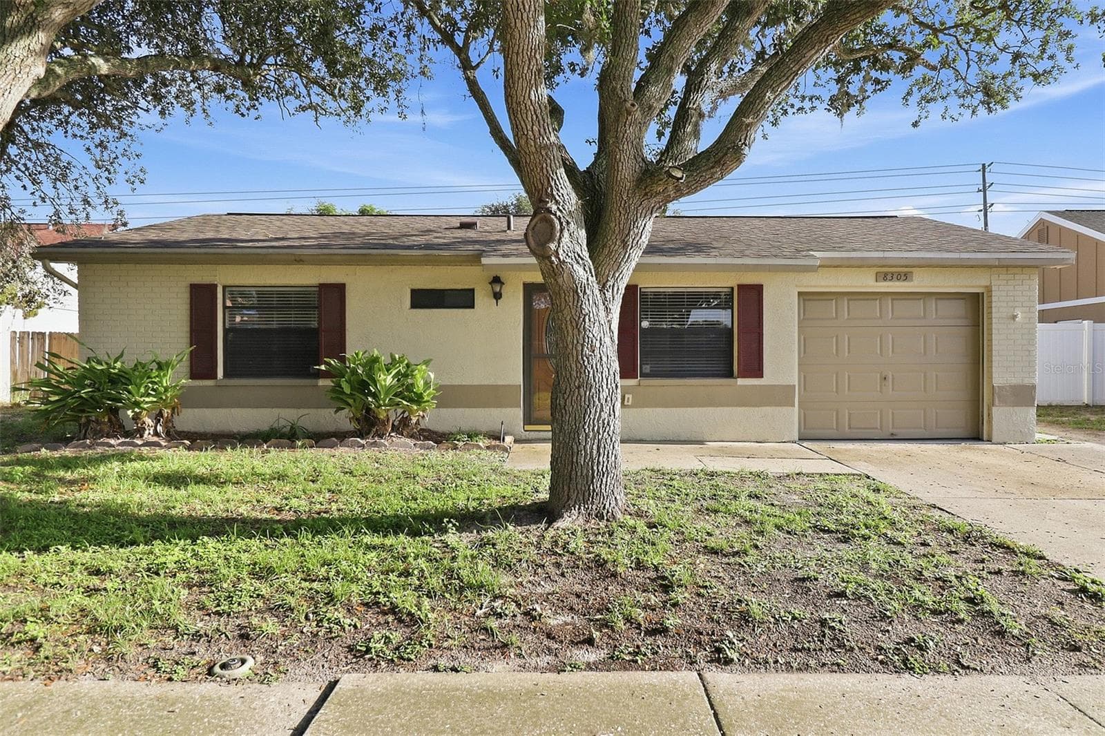 8305 AUTUMN OAK AVE