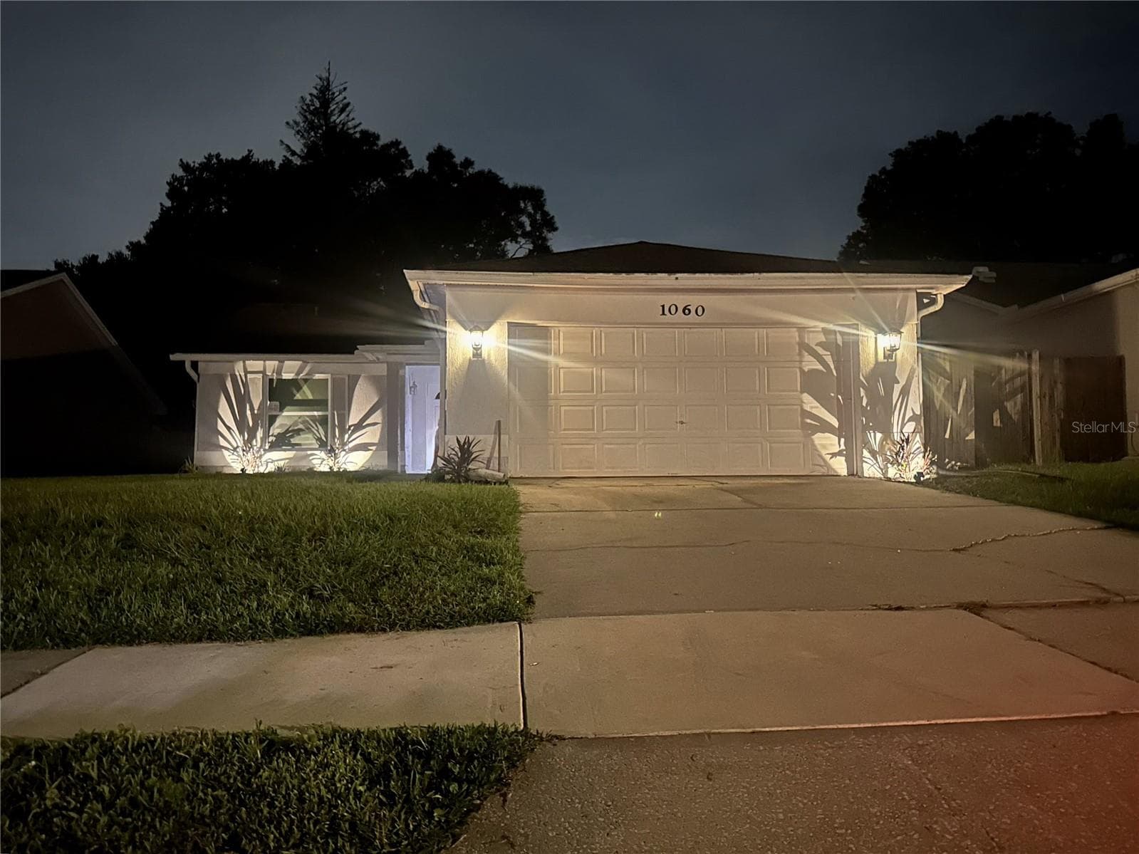 Single Family Residence at 1060 DEES DR, OVIEDO, photo 5 of 36