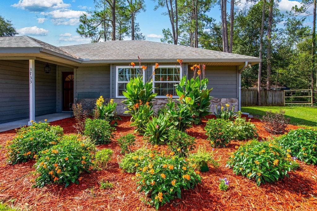 Single Family Residence at 3733 NW 62ND PL, GAINESVILLE, photo 4 of 41