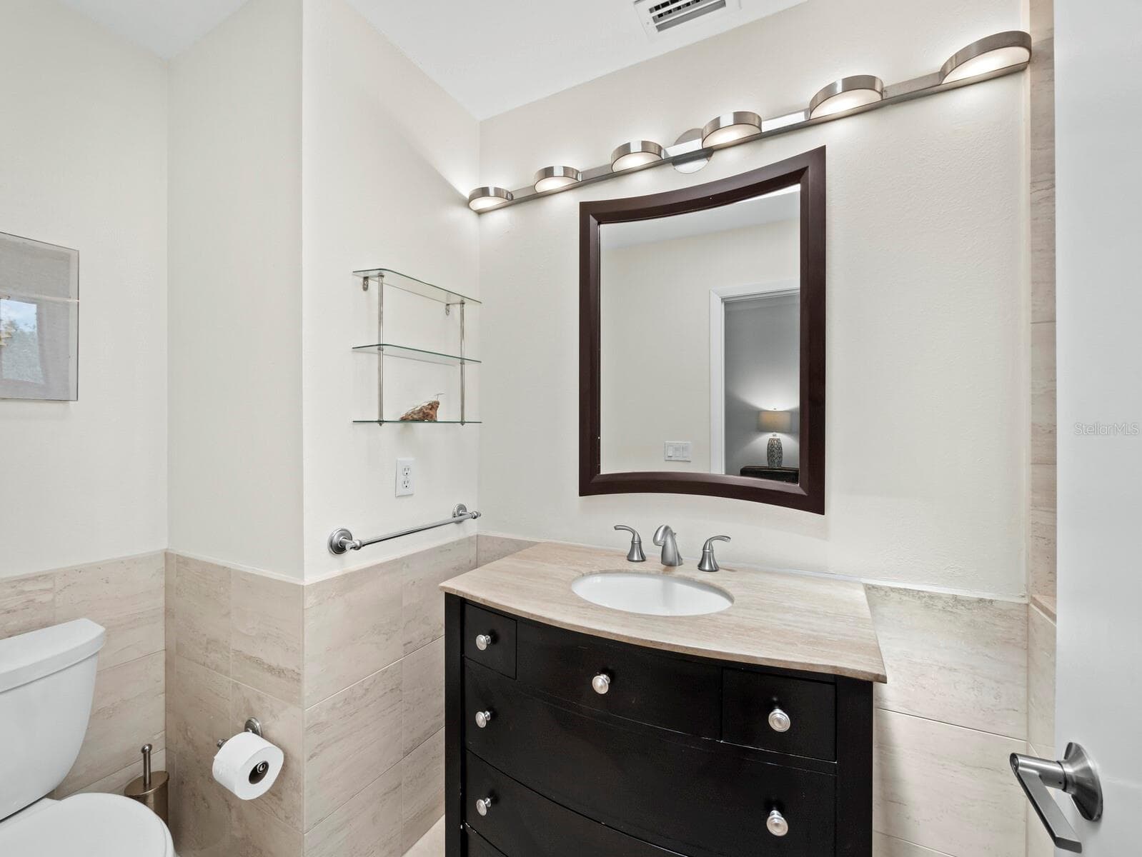 Condominium at 1906 HARBOURSIDE DR #303, LONGBOAT KEY, photo 26 of 55