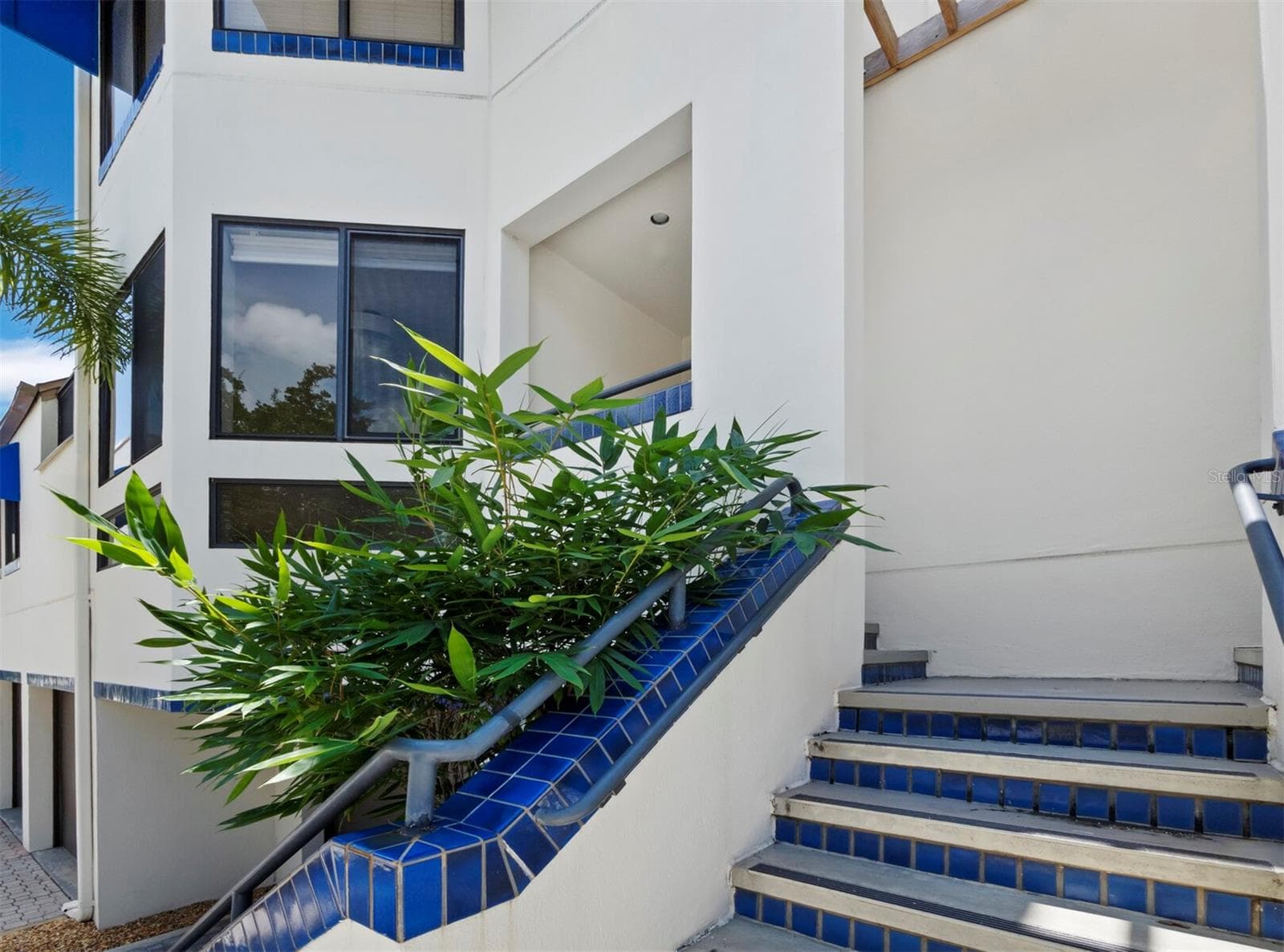 Condominium at 1906 HARBOURSIDE DR #303, LONGBOAT KEY, photo 34 of 55