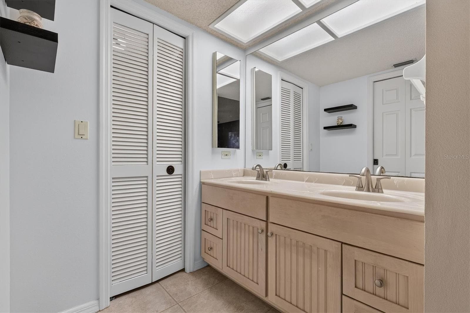 Condominium at 3167 LANDMARK DR #821, CLEARWATER, photo 29 of 62