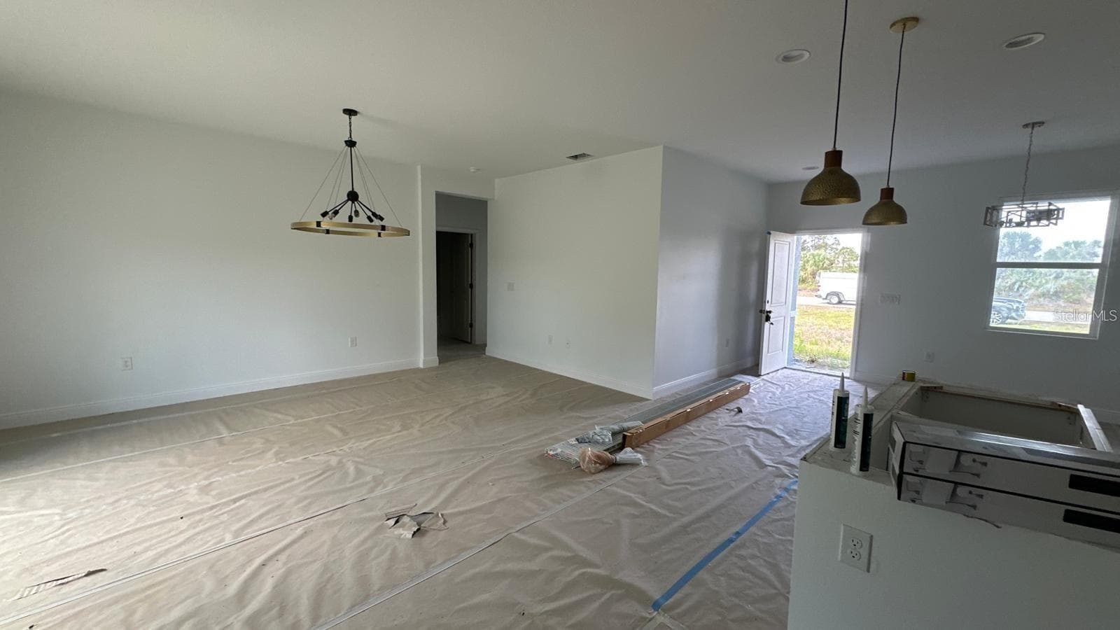 Single Family Residence at 11635 WILLMINGTON BLVD, PORT CHARLOTTE, photo 3 of 32