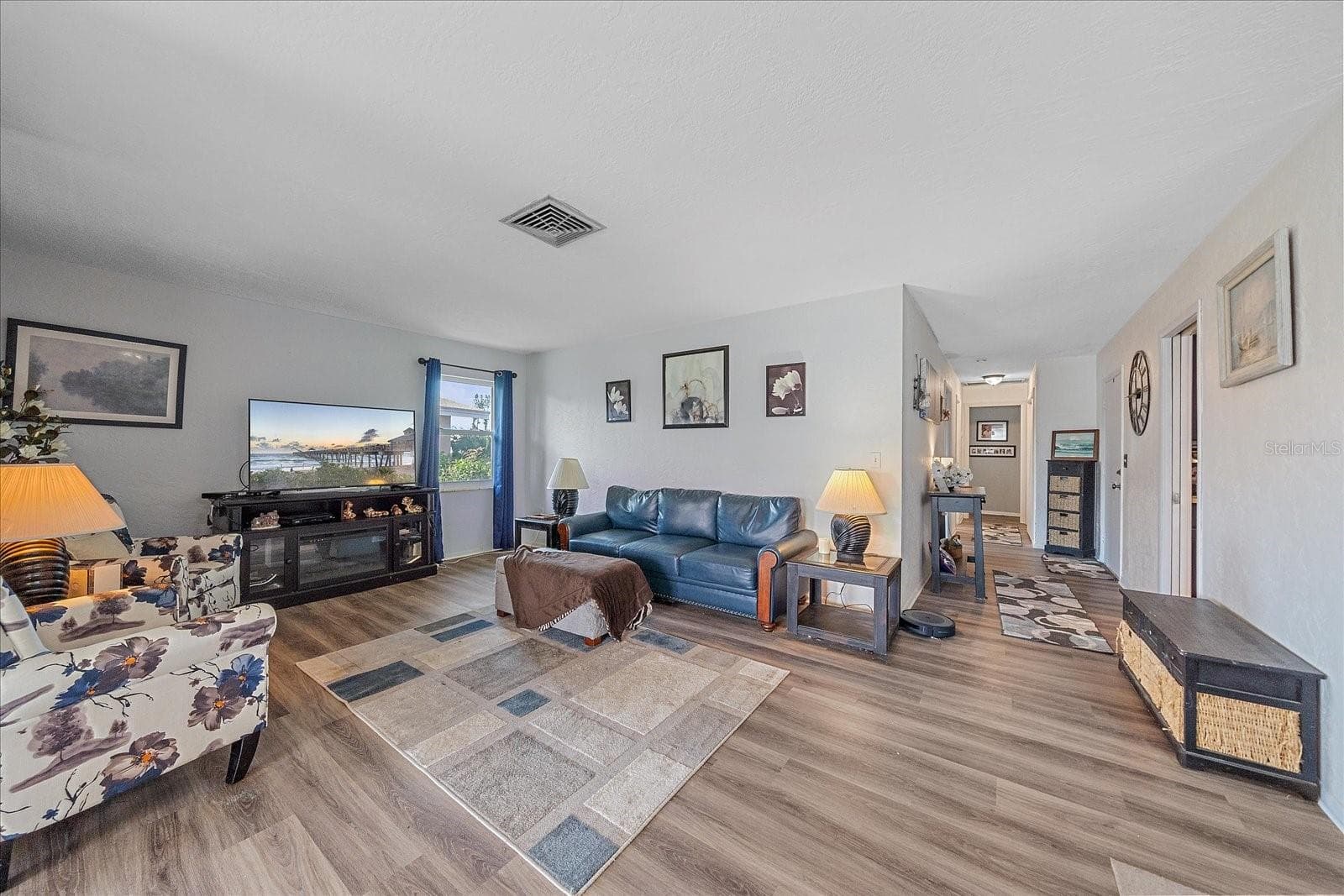 Condominium at 3286 BRUNSWICK LN #704, SARASOTA, photo 6 of 35