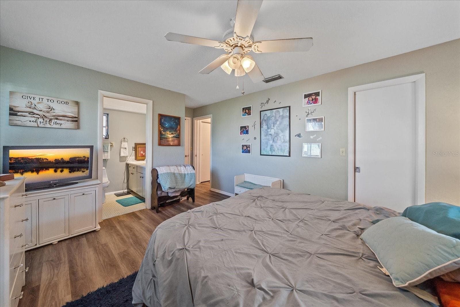 Condominium at 3286 BRUNSWICK LN #704, SARASOTA, photo 23 of 35
