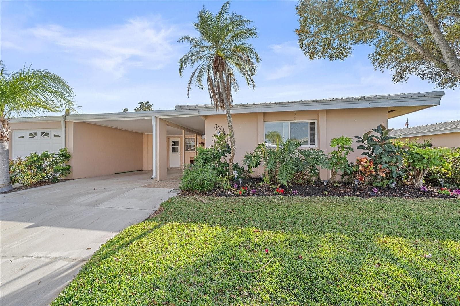 Condominium at 3286 BRUNSWICK LN #704, SARASOTA, photo 34 of 35