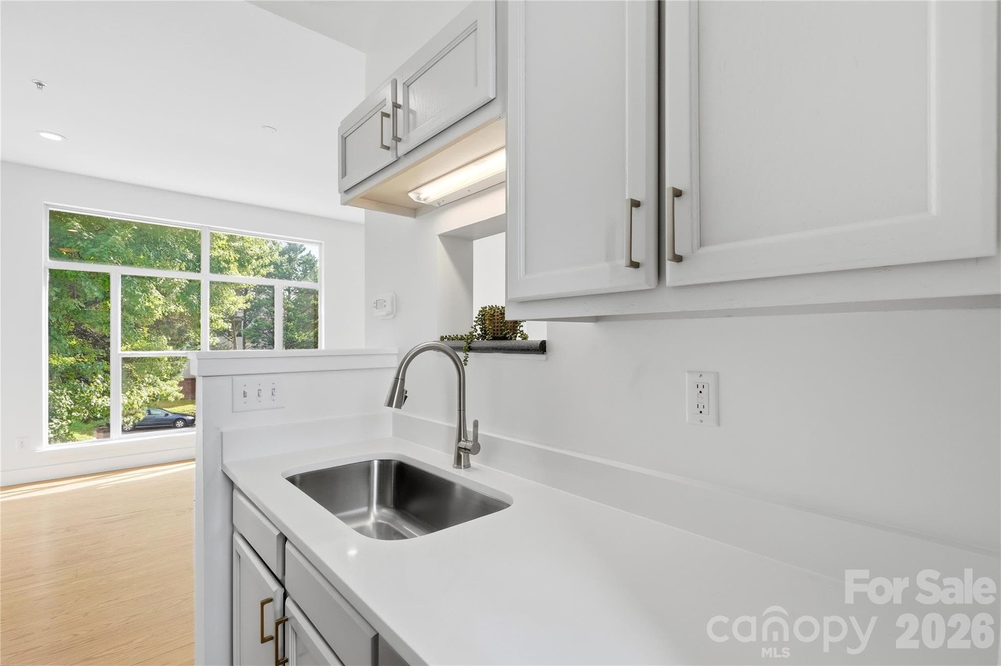 Champagne Bronze Handles and Faucet - 2090 Atherton Heights Lane, Charlotte