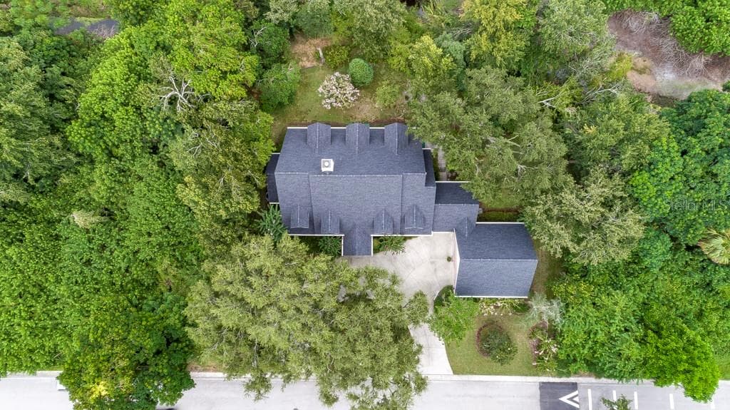 Single Family Residence at 3706 AVENIDA MADERA, BRADENTON, photo 4 of 57