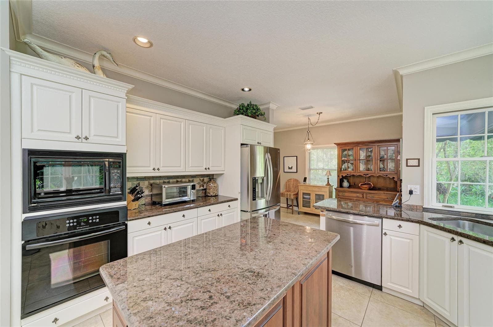 Single Family Residence at 3706 AVENIDA MADERA, BRADENTON, photo 22 of 57