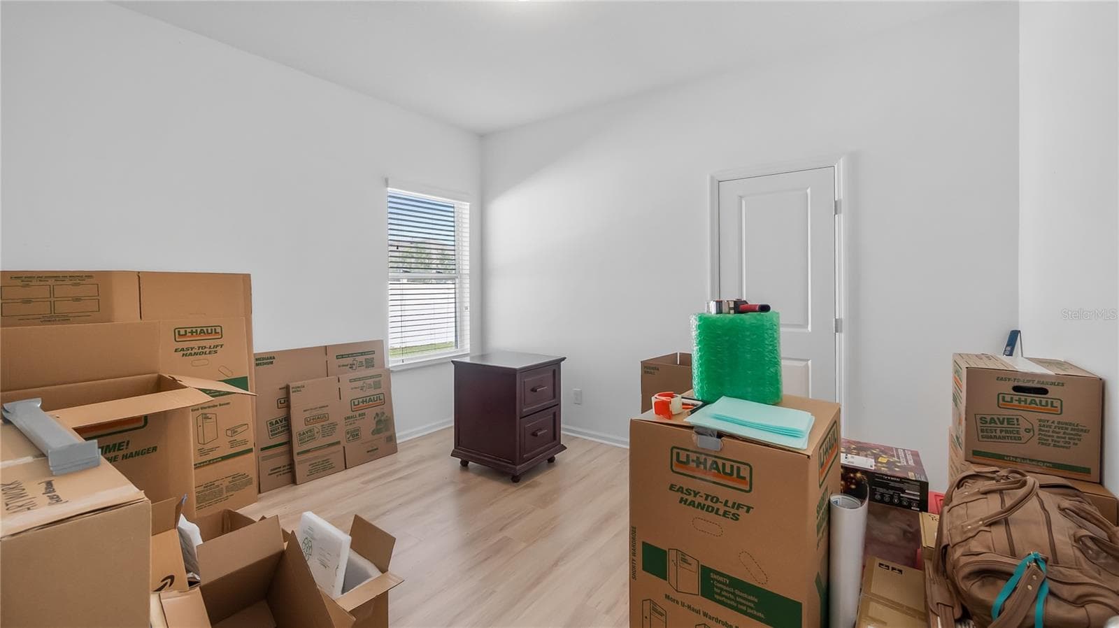 Single Family Residence at 15409 IVORY GULL LN, MASCOTTE, photo 19 of 36