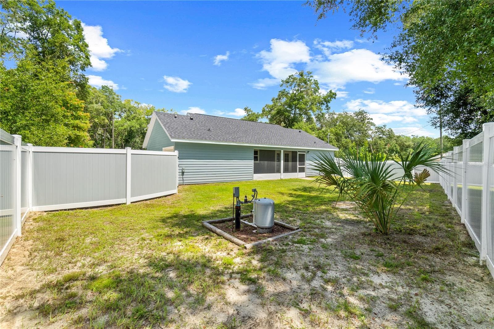 Single Family Residence at 8 LOCUST RUN TRCE, OCALA, photo 26 of 42