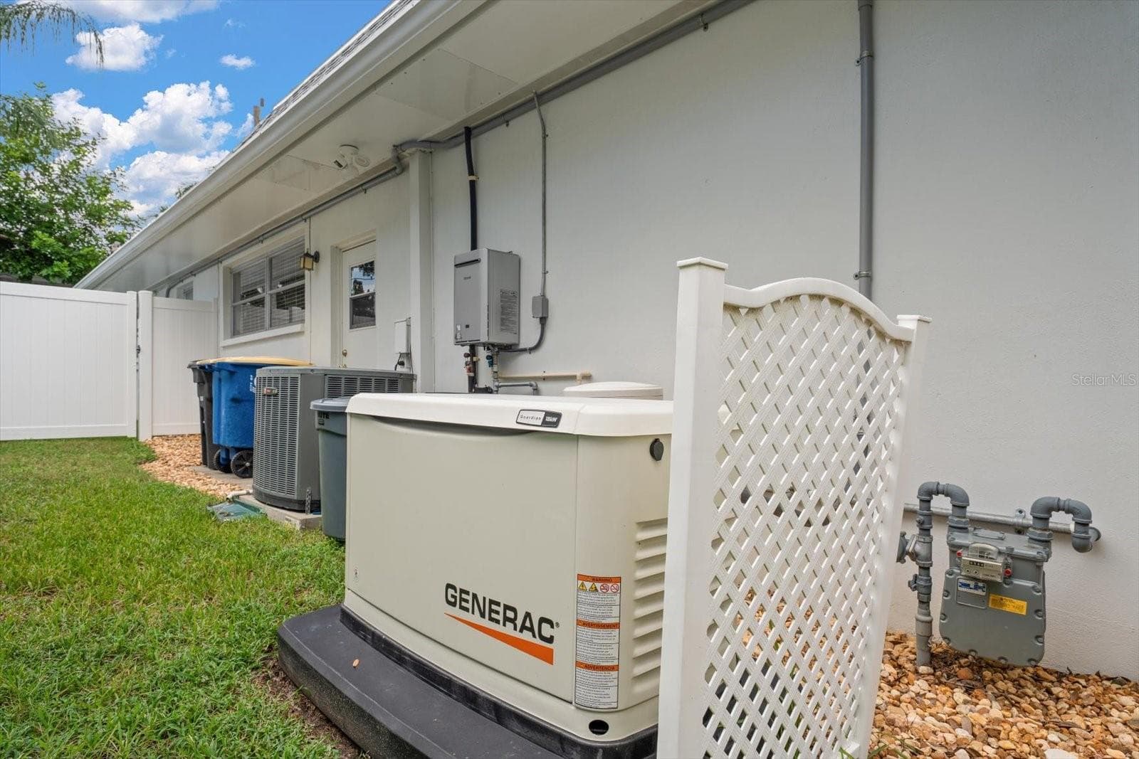 Whole House Generator on Natural Gas - 1972 SEVER DR, CLEARWATER
