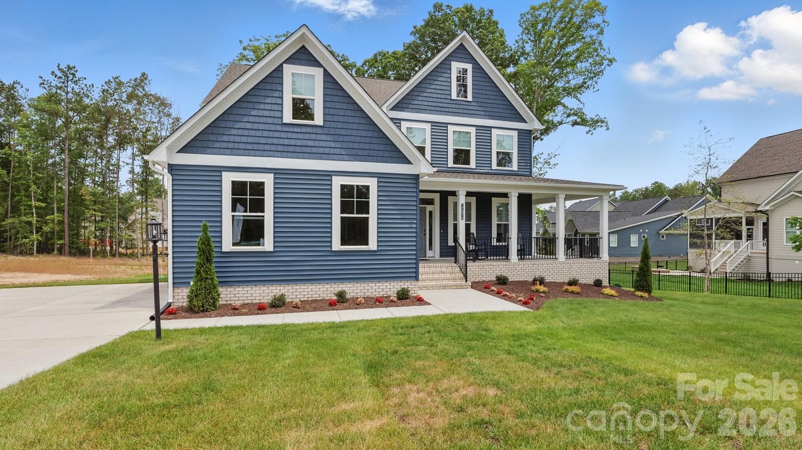 Single Family Residence at 6095 Diamond Place, Harrisburg, photo 2 of 31