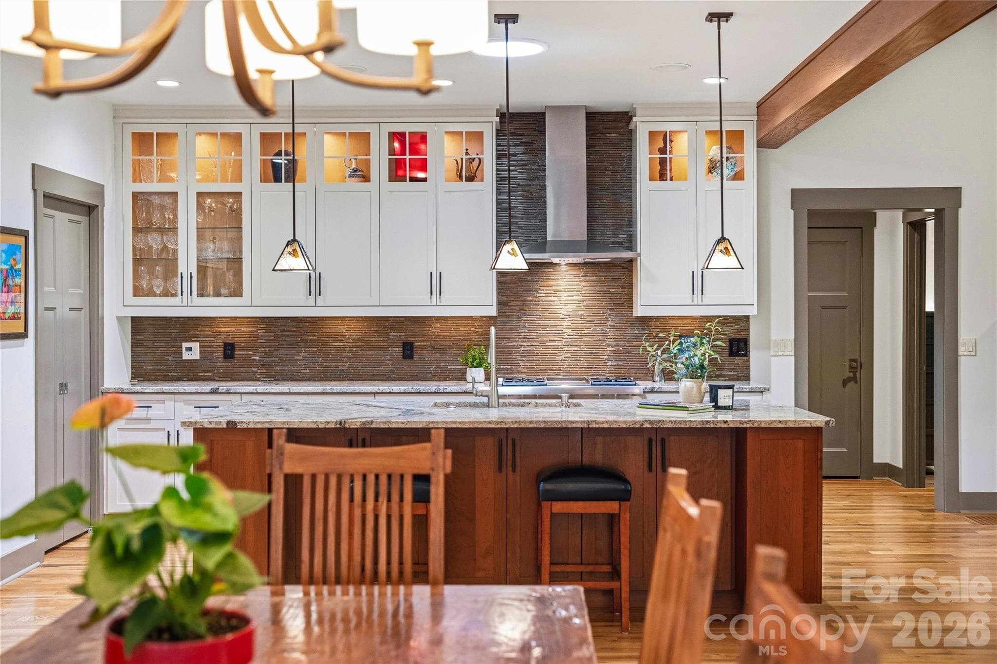 Single Family Residence at 15 E Owl Creek Lane, Fairview, photo 5 of 46