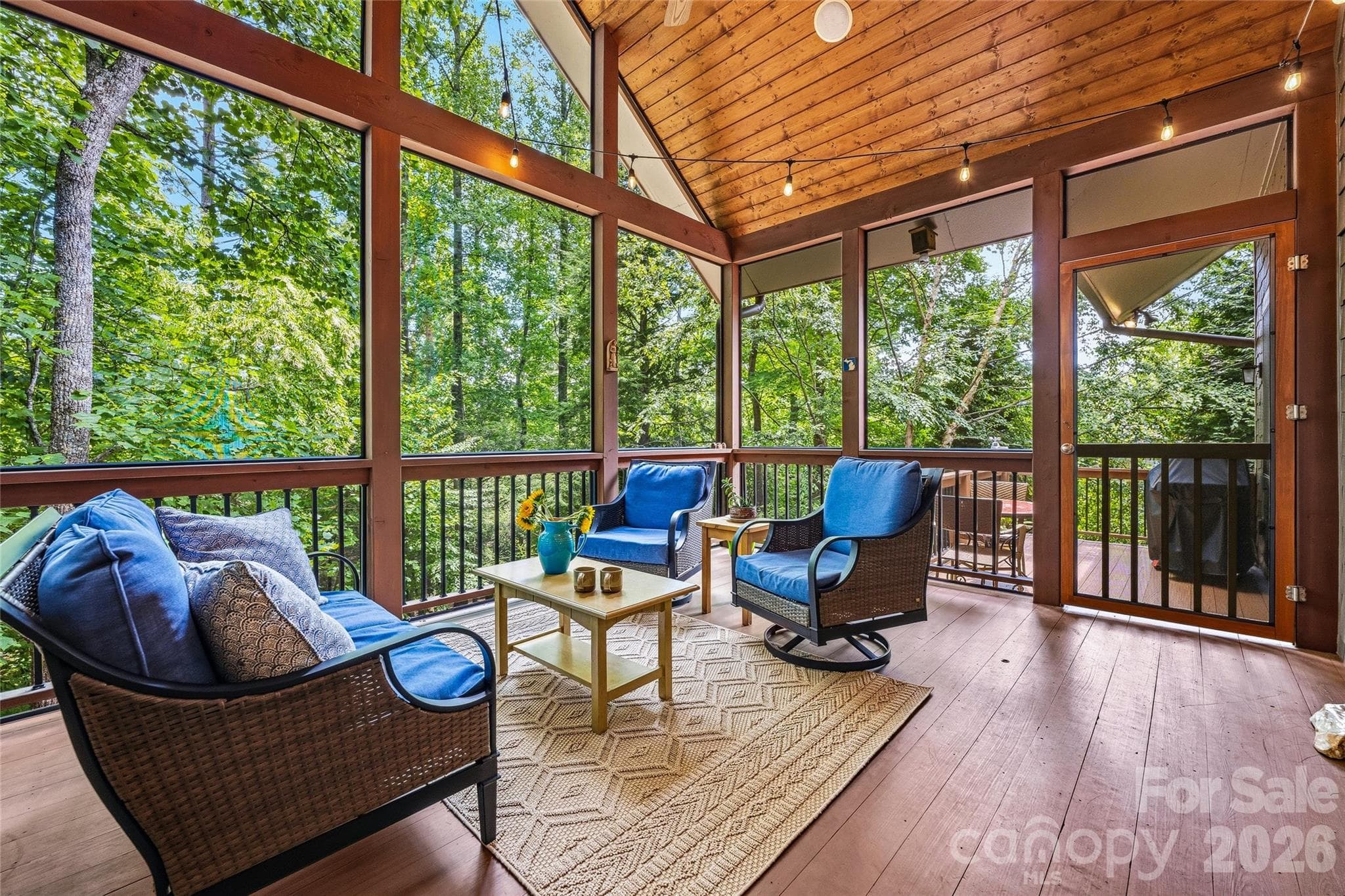 Single Family Residence at 15 E Owl Creek Lane, Fairview, photo 13 of 46