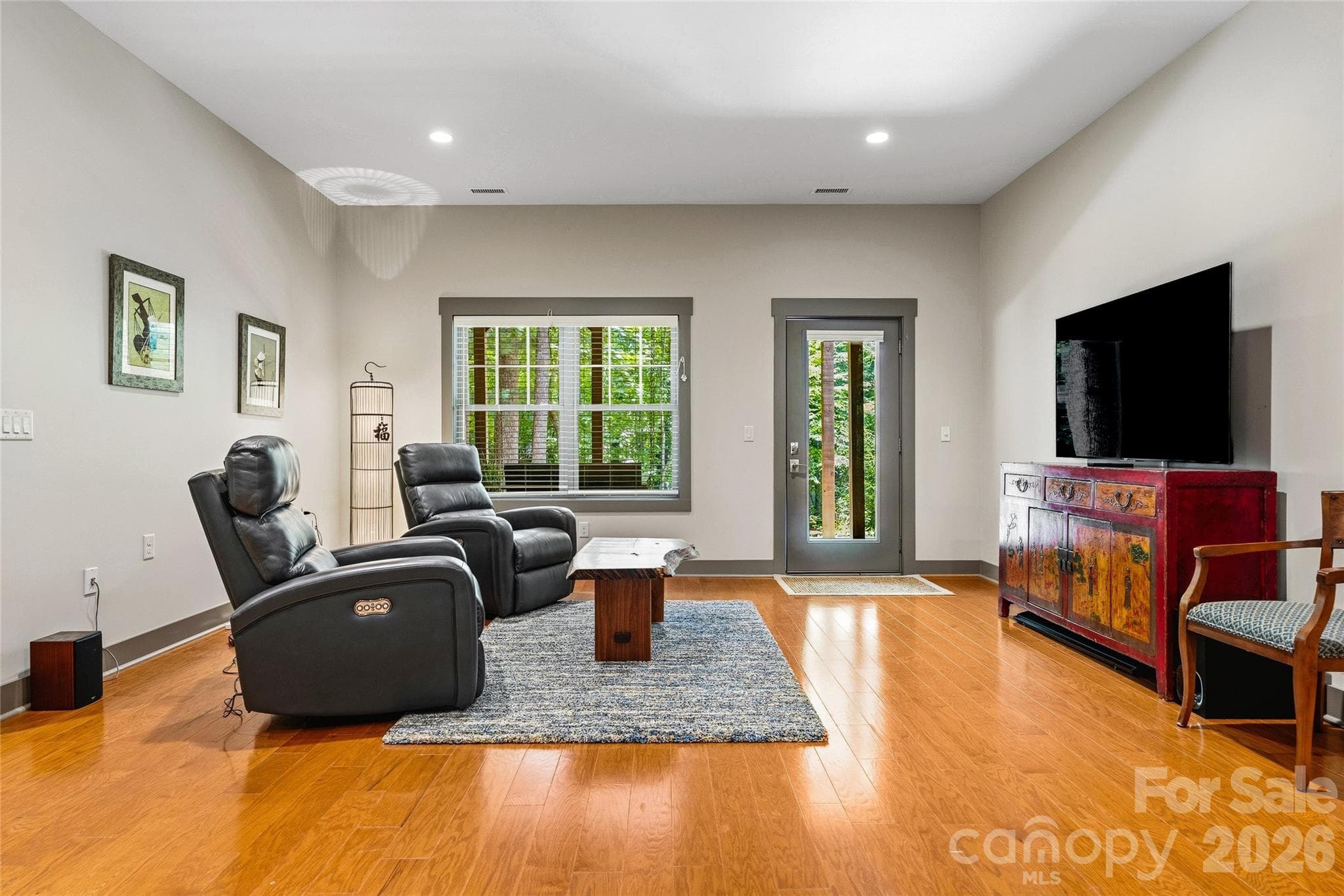 Single Family Residence at 15 E Owl Creek Lane, Fairview, photo 27 of 46