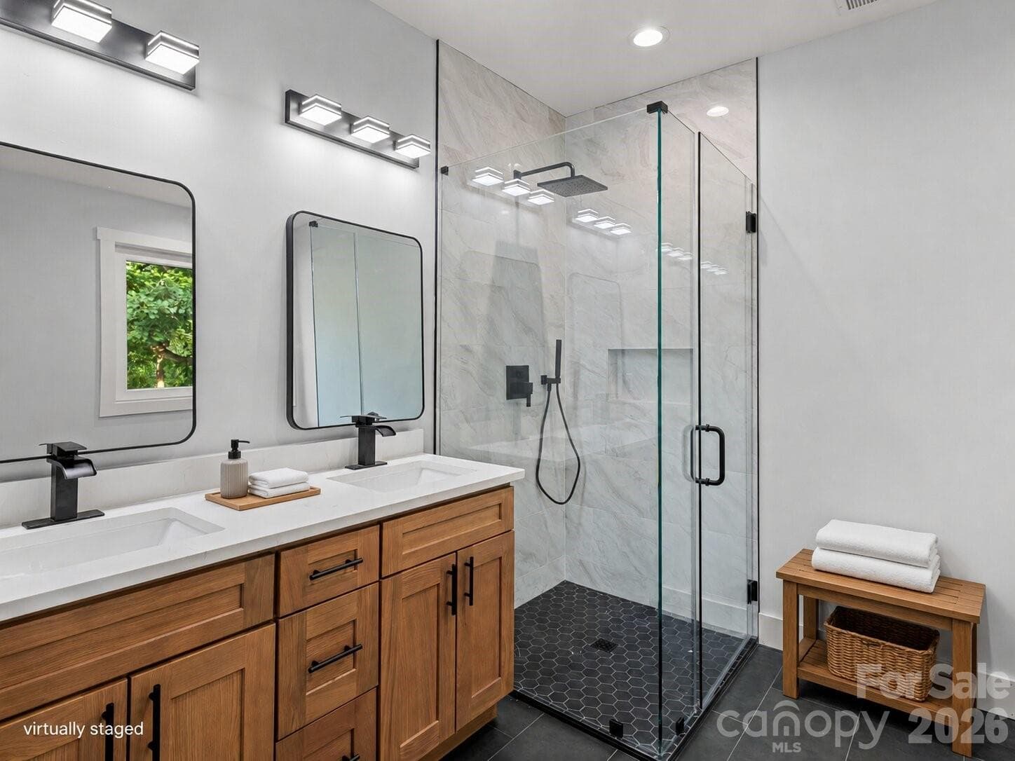 Virtually Staged - 902 Narva Road, Hendersonville