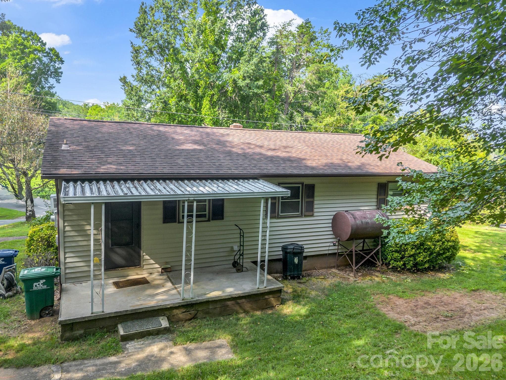 Single Family Residence at 375 Bee Tree Road, Swannanoa, photo 3 of 26