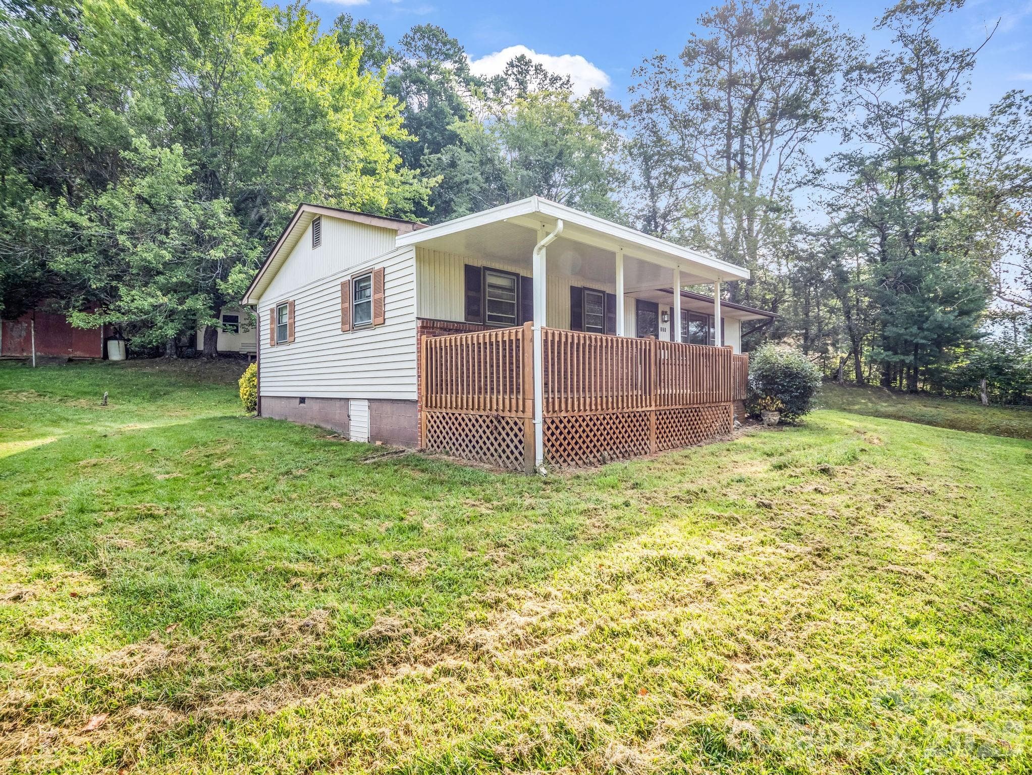 Single Family Residence at 375 Bee Tree Road, Swannanoa, photo 5 of 26