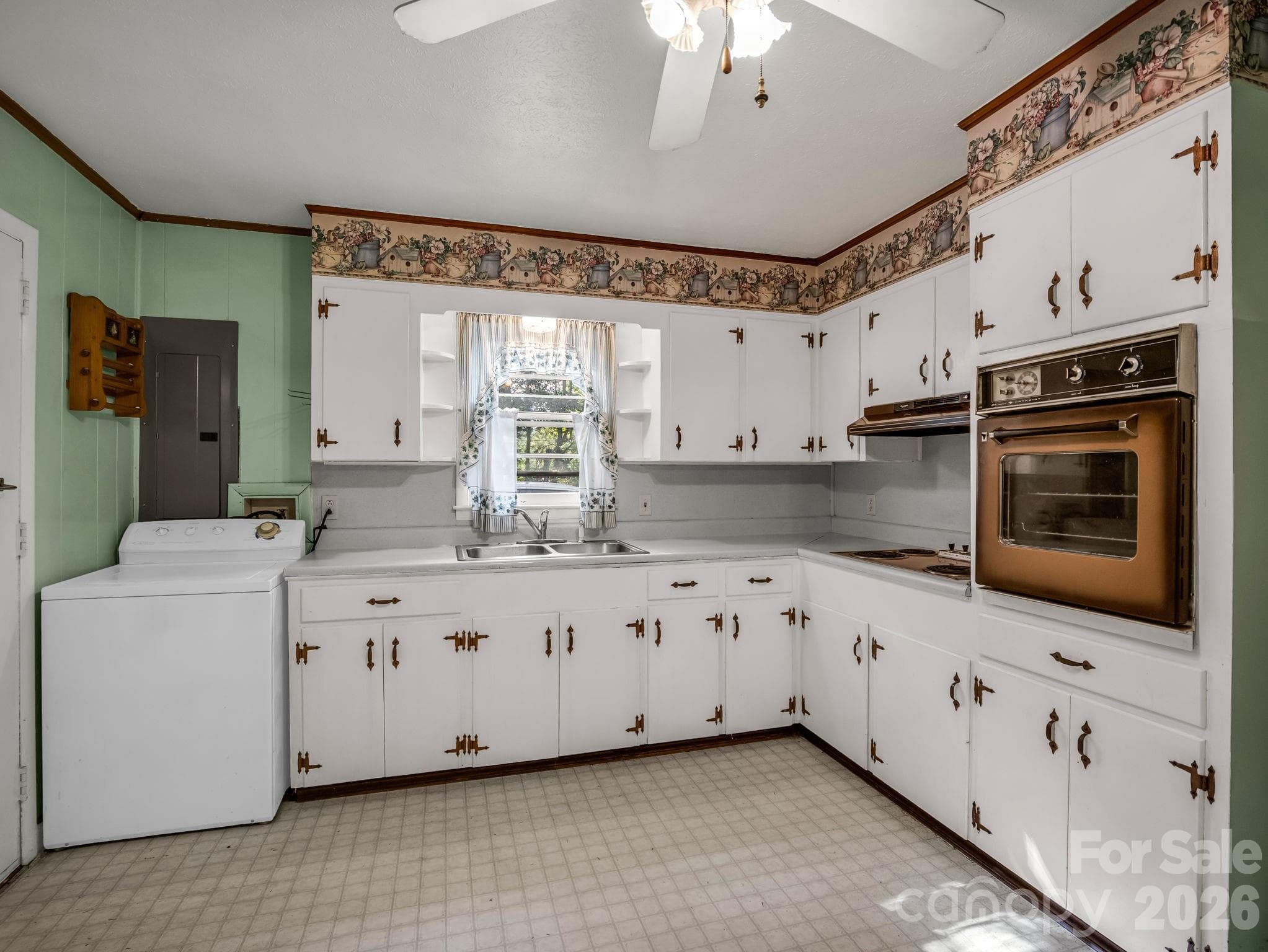 Single Family Residence at 375 Bee Tree Road, Swannanoa, photo 14 of 26