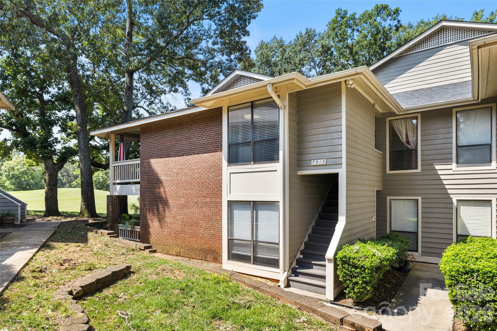 Condominium at 7912 Greenside Court, Charlotte, photo 15 of 24
