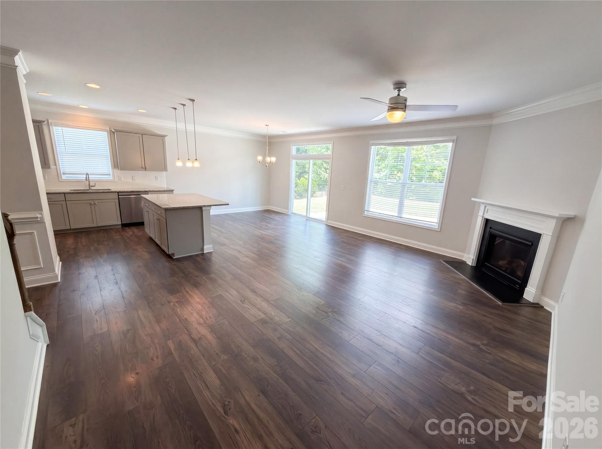 Single Family Residence at 5013 Shadowbrook Road, Waxhaw, photo 2 of 17