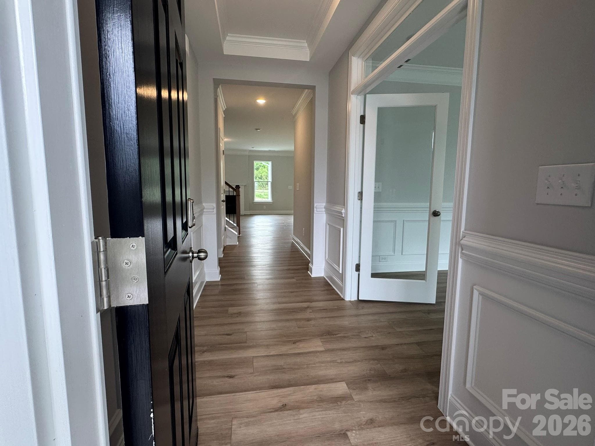 Entryway - Monroe
