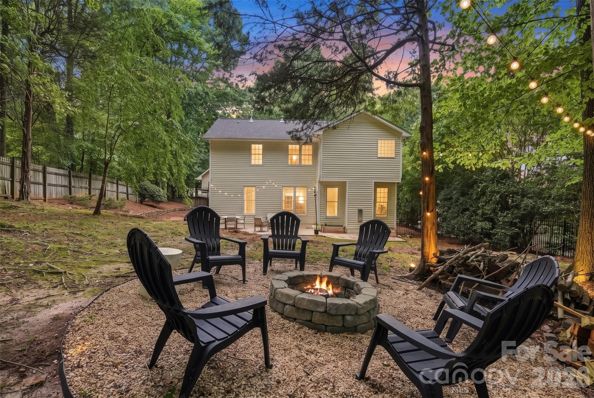 Single Family Residence at 9434 Valley Road, Charlotte, photo 7 of 44