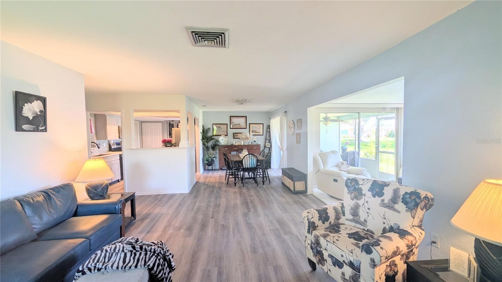 Condominium at 3286 BRUNSWICK LN #704, SARASOTA, photo 5 of 35