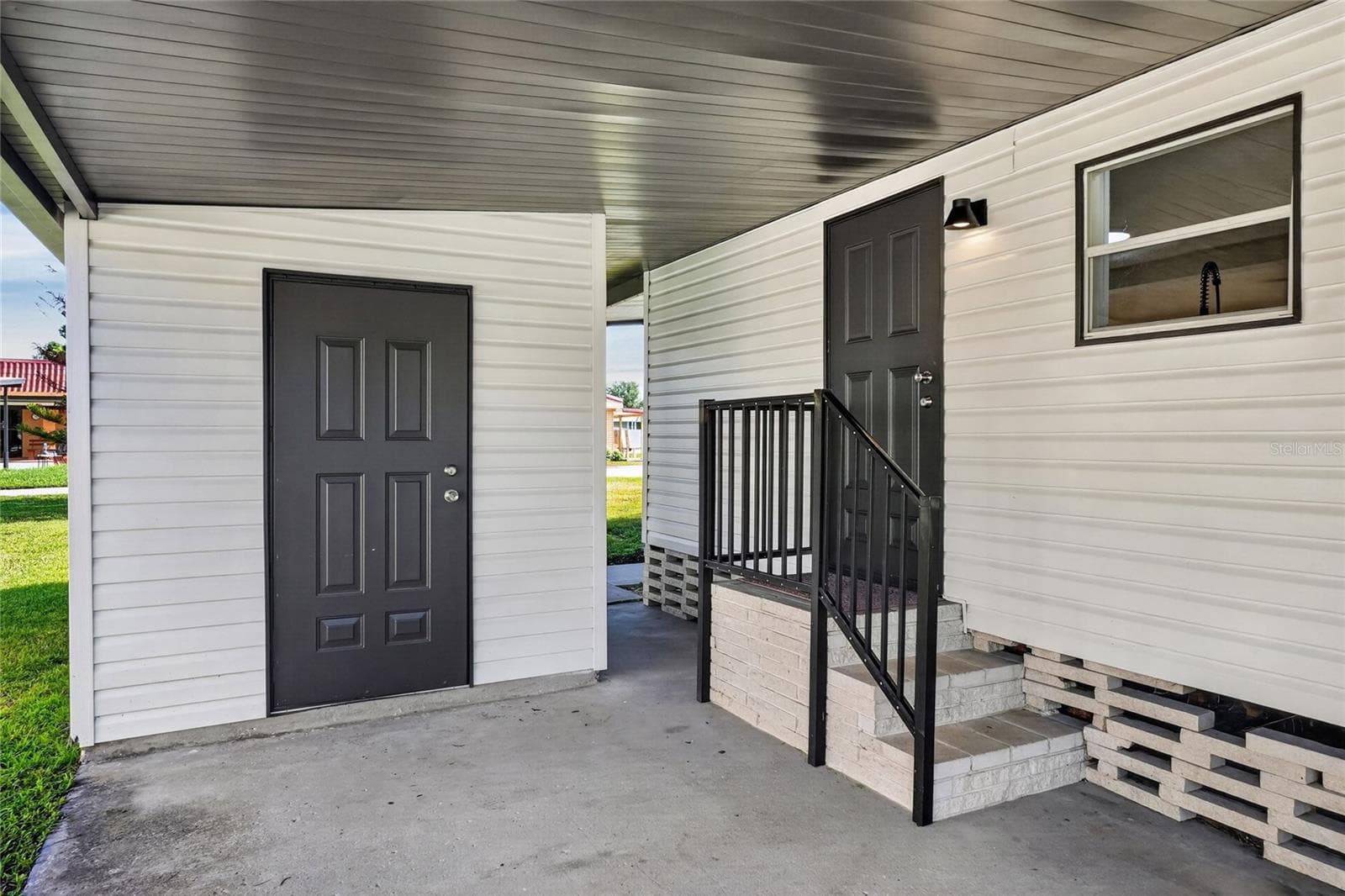 Detached workshop - 2055 S FLORAL AVE #55, BARTOW