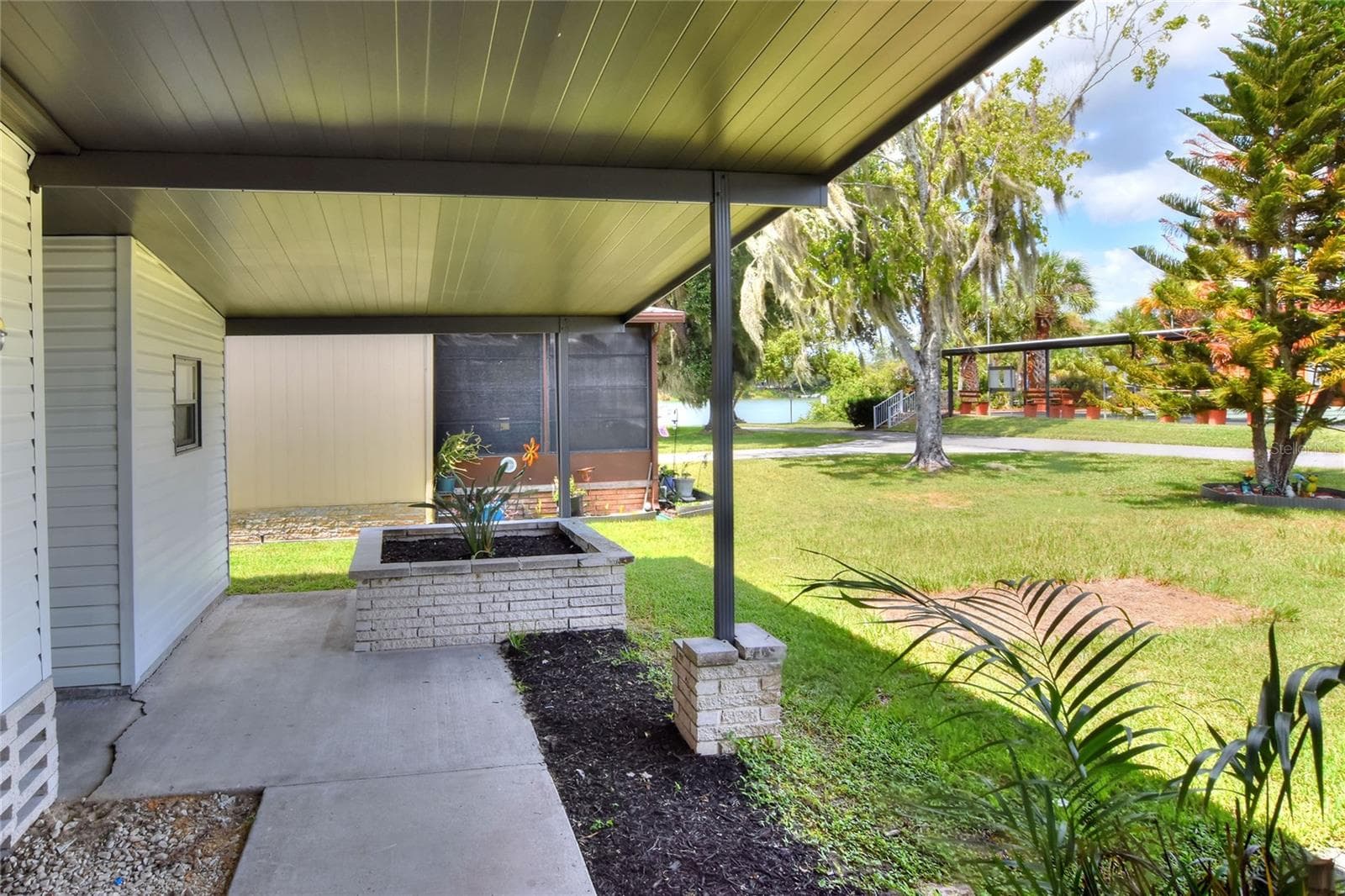 Manufactured Home at 2055 S FLORAL AVE #55, BARTOW, photo 39 of 81