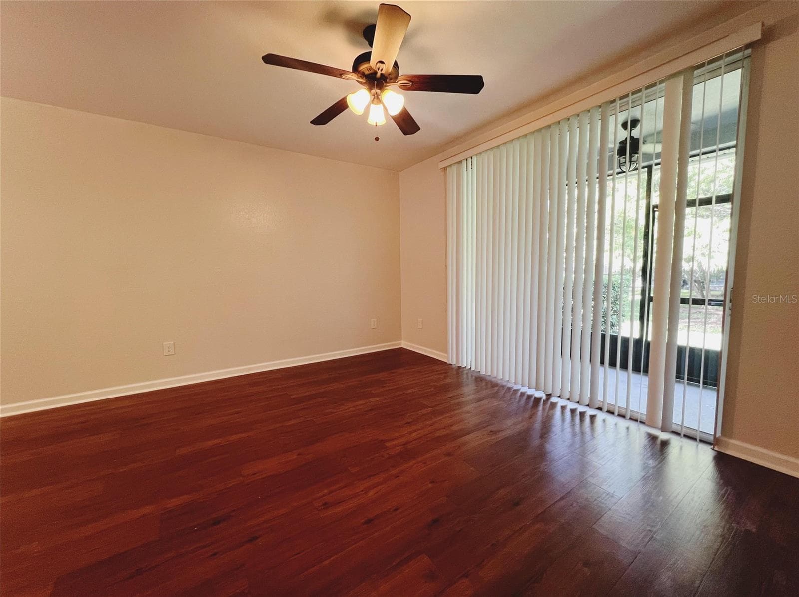 Living room - 5308 HAWKSTONE DR, SANFORD